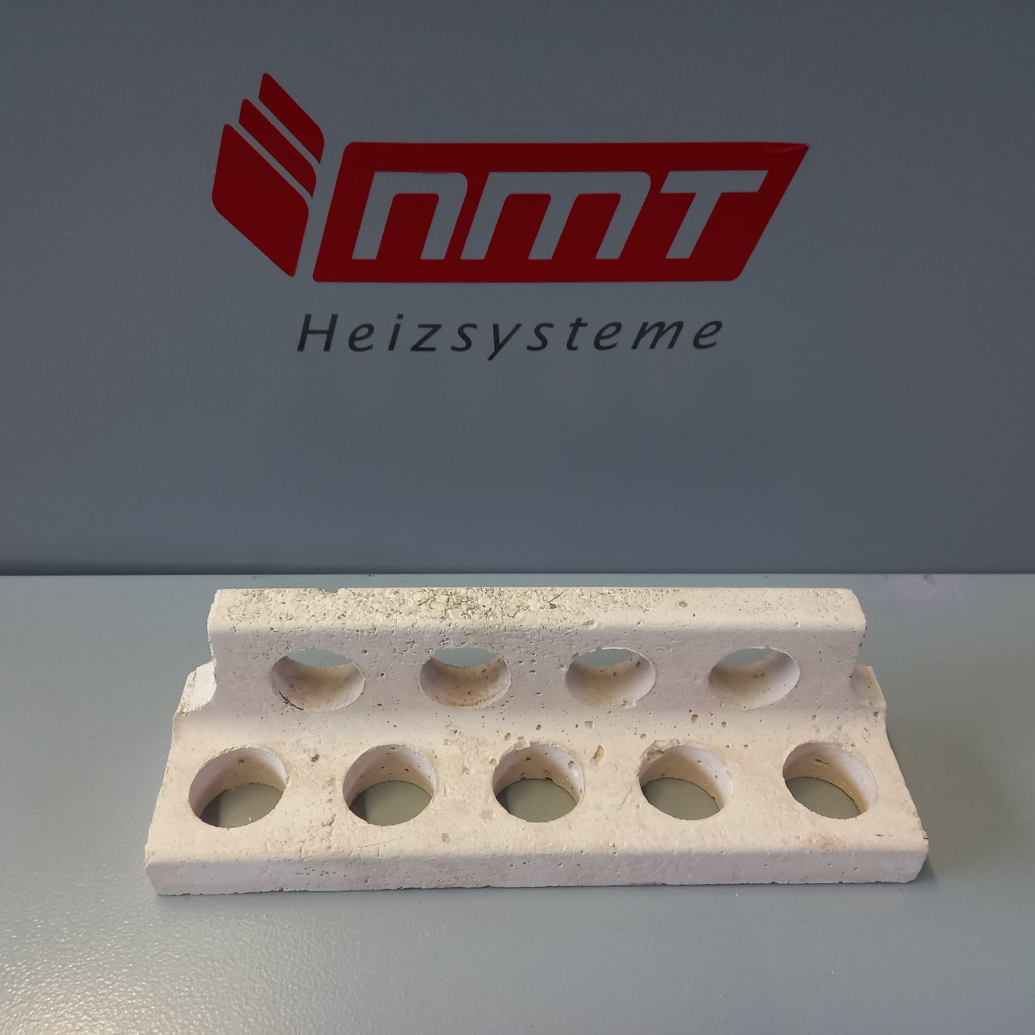 Haltebolzen mit Verschleißrolle