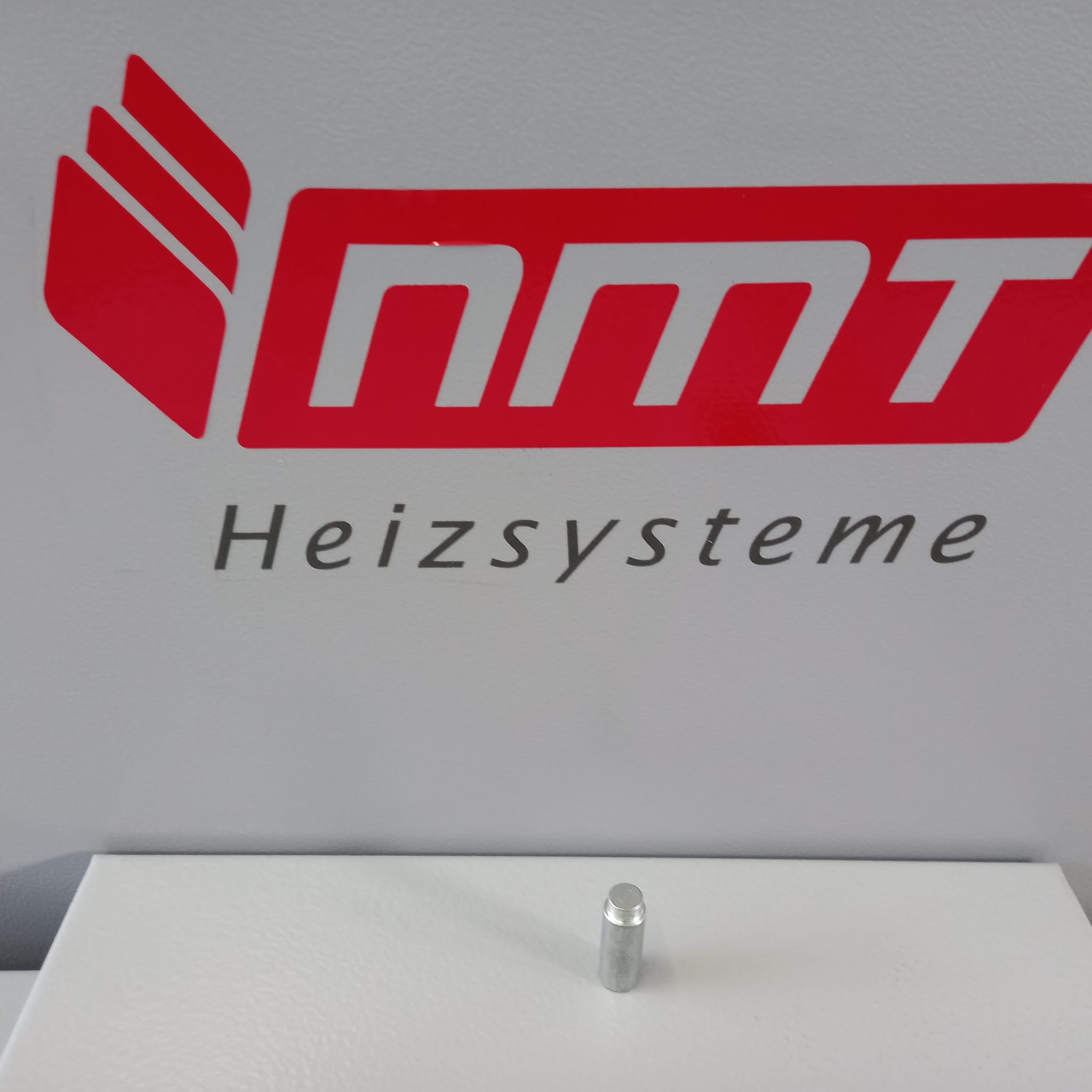 Haltebolzen für Verschleißrolle