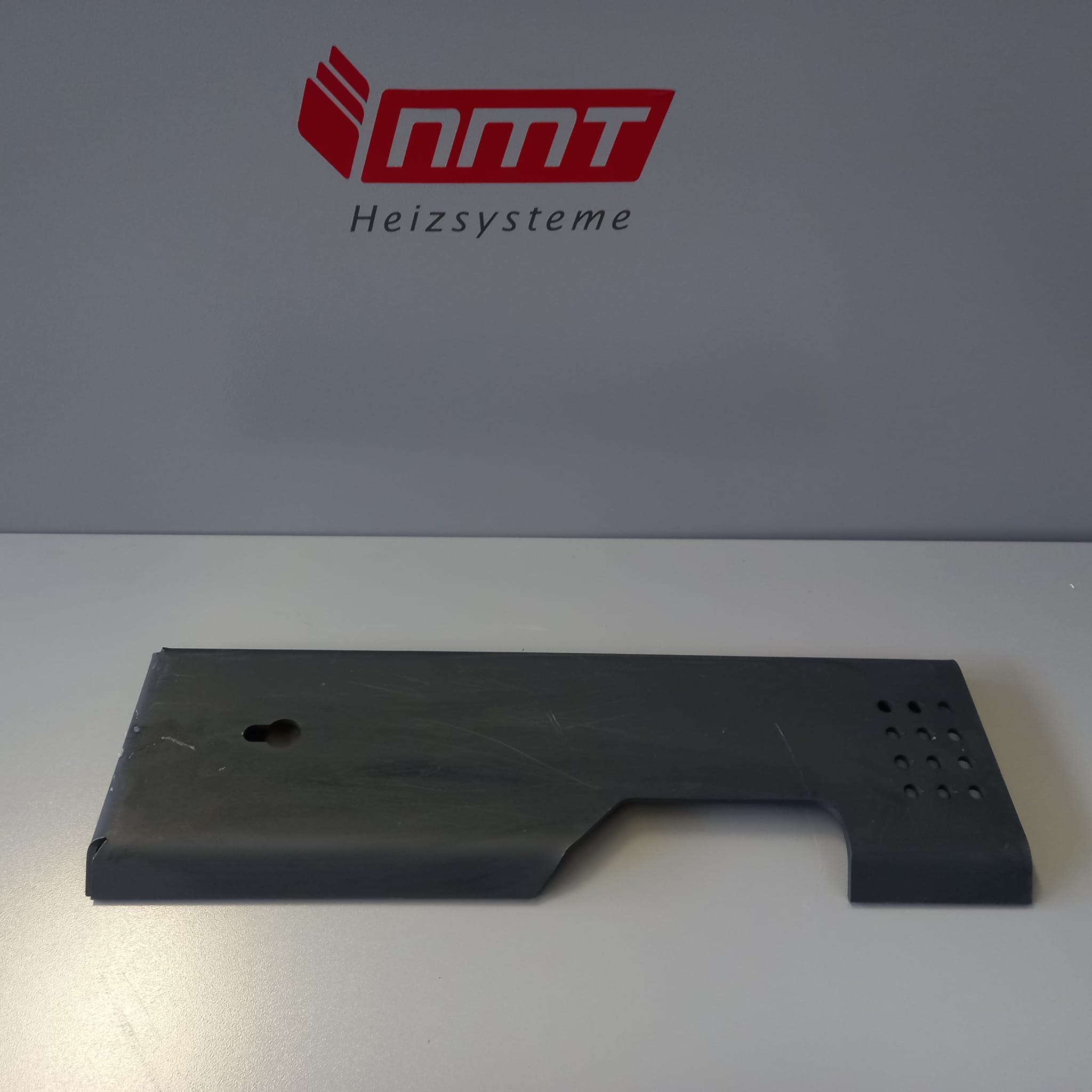 Einhangblech vorn rechts HVGP/HVG III bis BJ 06/21